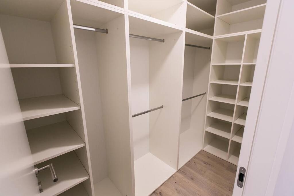Urban Apartment With Possibility Of Parking Bratysława Zewnętrze zdjęcie